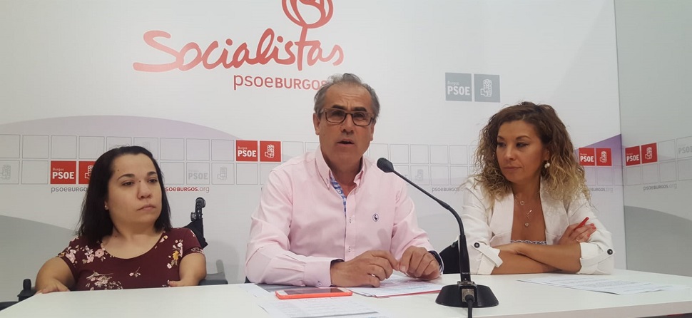 Briones dice que Ciudadanos no ha querido levantar las alfombras de la Diputaci&oacute;n y de la Junta