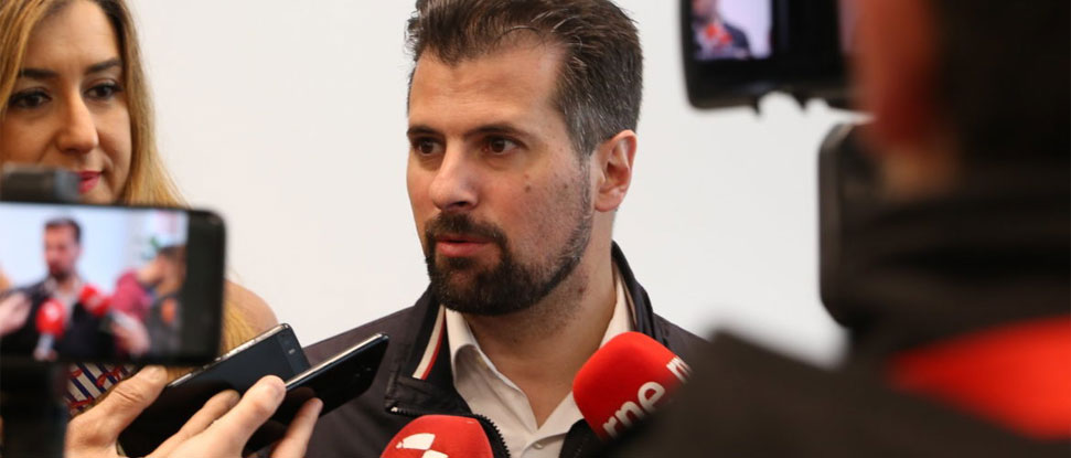 Tudanca denuncia que la Junta sigue la misma senda de destrucci&oacute;n de la sanidad p&uacute;blica del anterior Gobierno auton&oacute;mico
