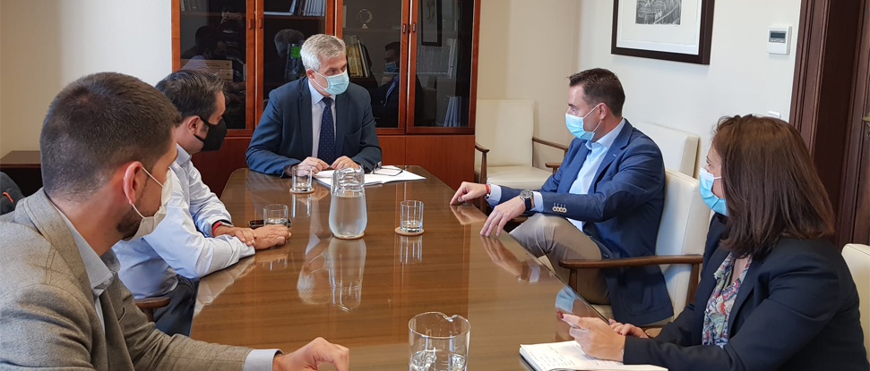 Pe&ntilde;a aborda junto al alcalde de Burgos distintas problem&aacute;ticas de la ciudad con el secretario general de Agenda Urbana del Ministerio