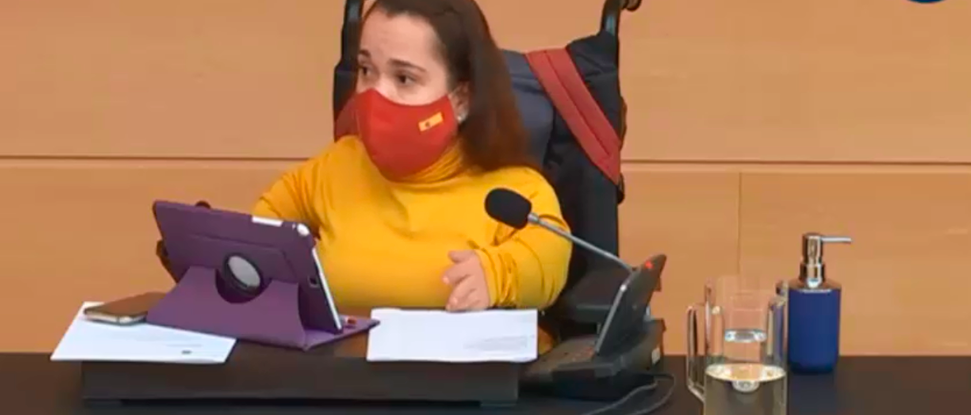 Frutos pregunta a la consejera de Sanidad por los cribados en la residencia de Cortes