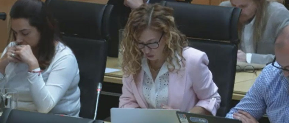 <div>Las Cortes de Castilla y Le&oacute;n rechazan la proposici&oacute;n socialista para poner en marcha un servicio de pr&eacute;stamo de tablets en los hospitales de Burgos&nbsp;</div><div>&nbsp;</div>