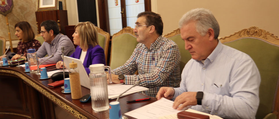 El PSOE se abre a estudiar la posibilidad de que la Diputaci&oacute;n remunere a los alcaldes de los pueblos v&iacute;a Planes Provinciales