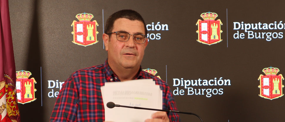 Pedimos retomar el uso de las motoniveladoras de la Diputaci&oacute;n y la adquisici&oacute;n de otras tres para el mantenimiento de los caminos rurales