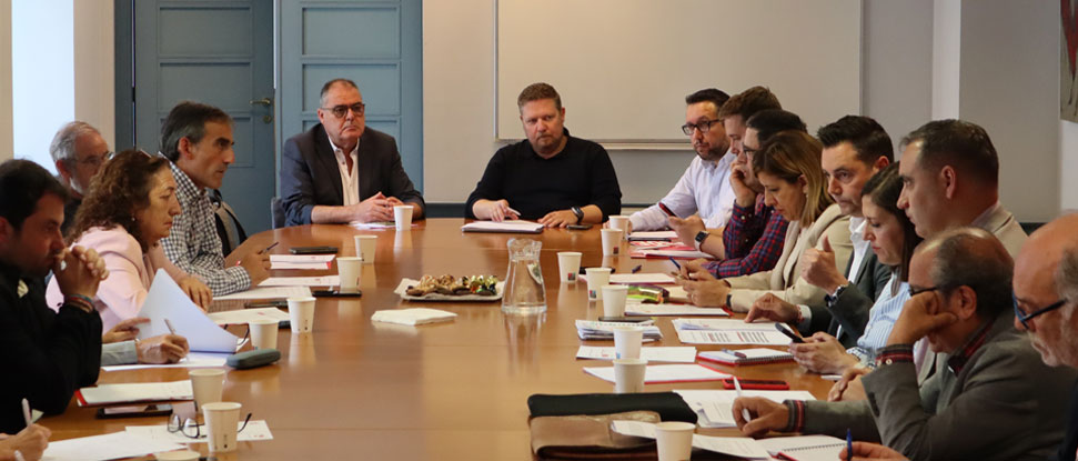 De la Rosa llama a la movilizaci&oacute;n para que el PSOE vuelva a presidir la Junta 40 a&ntilde;os despu&eacute;s y con 5 procuradores por la provincia