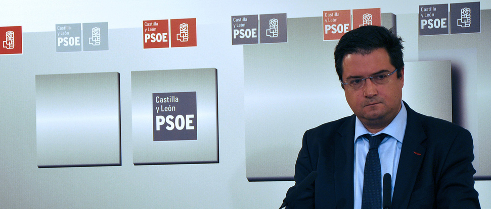 Barrio defiende el esfuerzo del Gobierno en carreteras en la provincia, frente a la desidia de la Junta